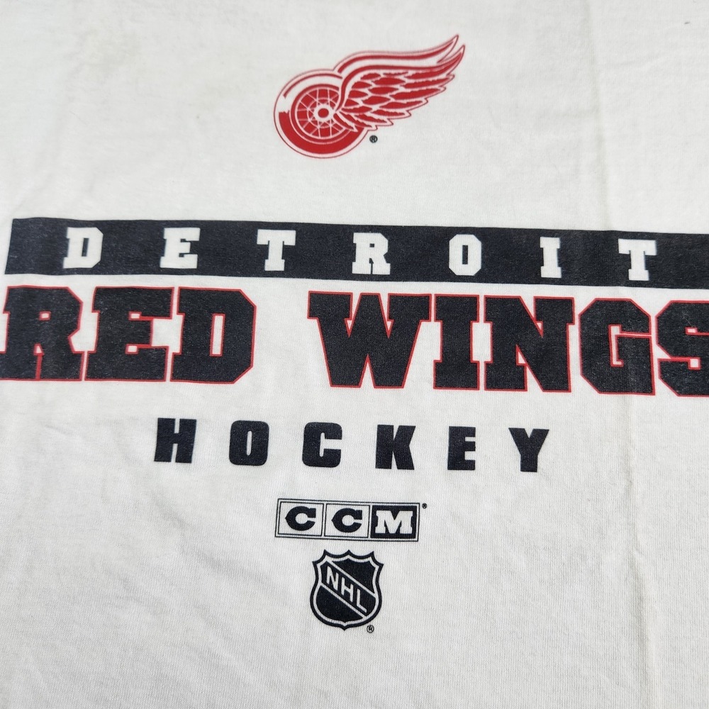 Vintage Detroit Red Wings CCM T-Shirt NHL Hockey White Tee Mens Size L - Picture 2 of 6